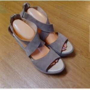 Cordani suade wedges 9.5 Heels Open Toe